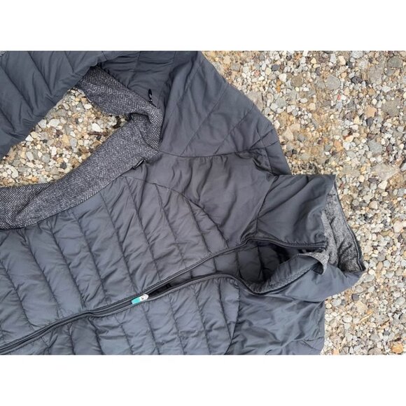 Lululemon Fluff on jacket. Black/herringbone. Size 4 - Picture 6 of 7